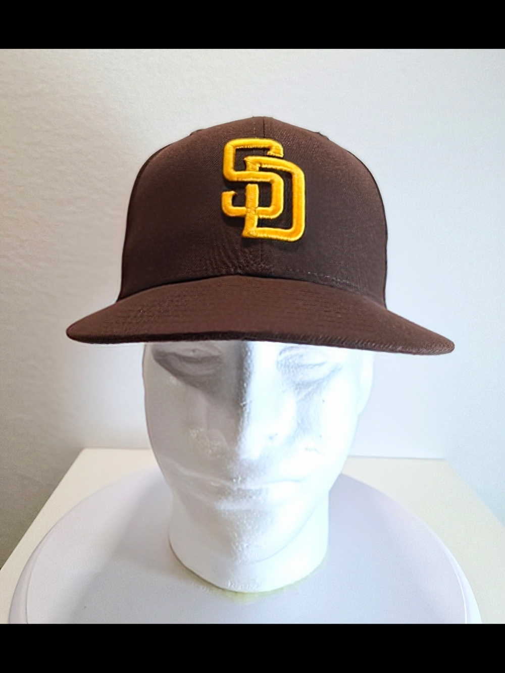 New Era Vintage Padres Brown cap with Yellow SD logo - Picture 2 of 8